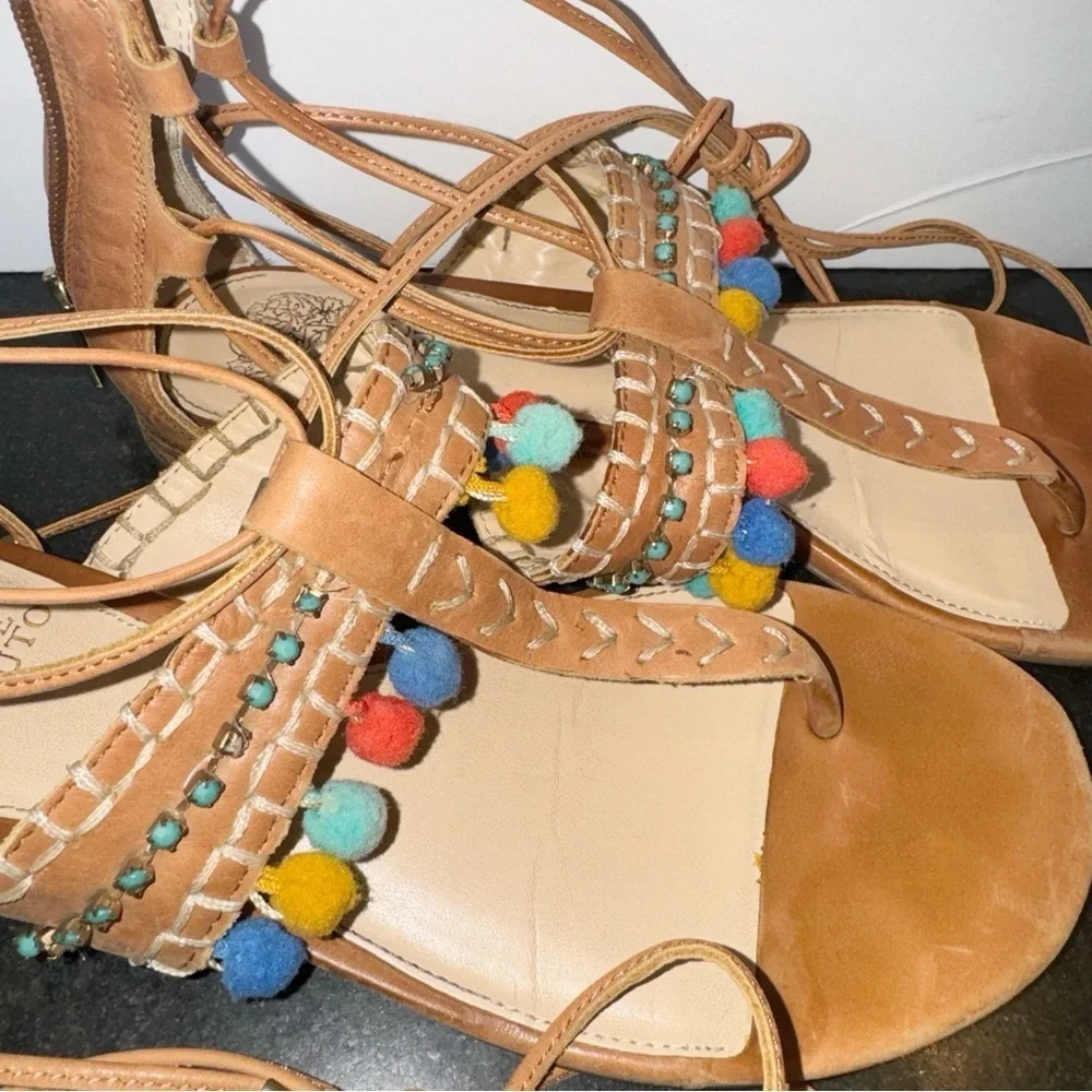 Vince Camuto Balisa Pom Pom Lace-Up Sandals Zip Gladiator Sz 9 Flats shoes
